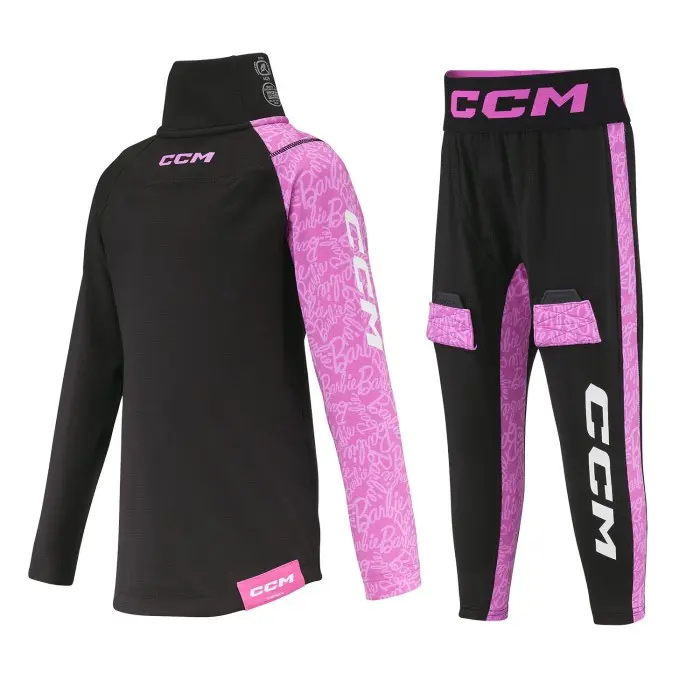 ccm-barbie-x-ccm-base-layer-kit-youth_jpg.webp Barbie x CCM - Base Layer Set - Kinderen - Afbeelding 1